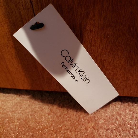 Calvin Klein long sleeve top - Picture 5 of 5